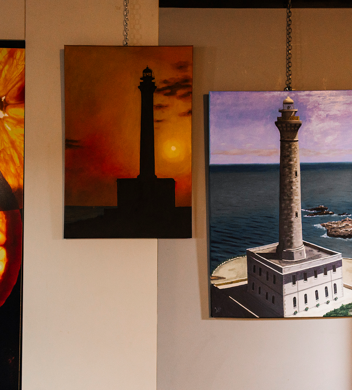 Gallery Item